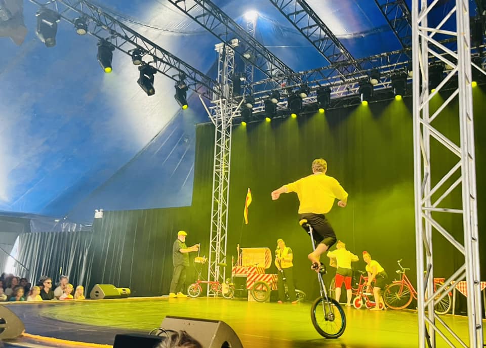 Enhjuling på scen — Manegen, Malmöfestivalen